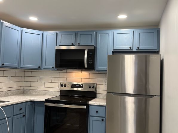 1187 Simmons Ave #4