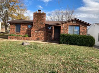 505 5th St, Park Hills, MO 63601