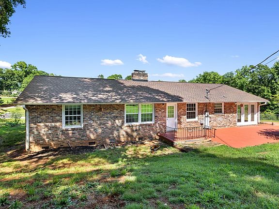 2nd image of 2821 Poinsett Hwy