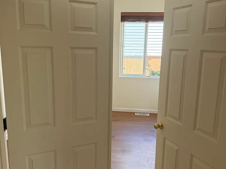 1215 Rupp St — Photo 11
