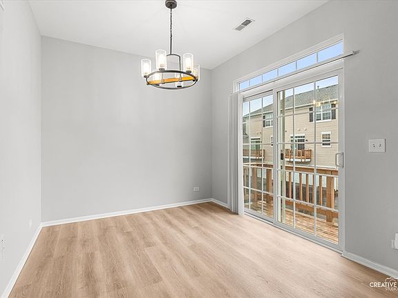 5th image of 2271 Beresford Dr