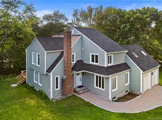 201 Shore Rd, Old Lyme, CT 06371