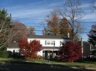 275 Elbow Ln, Morrisville, PA