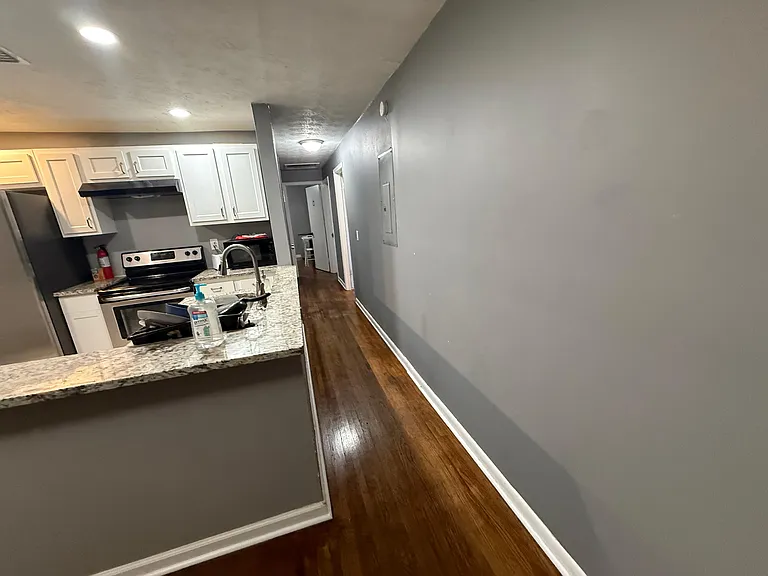 3126 Martha St — Photo 5