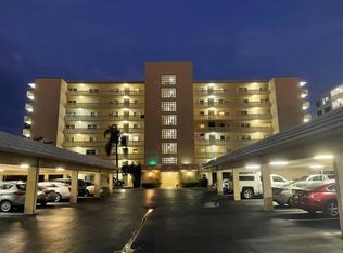 501 Lake Shore Dr APT 805, Lake Park, FL 33403