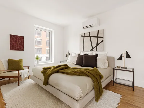 370 Lenox Avenue 401 image 2 of 10