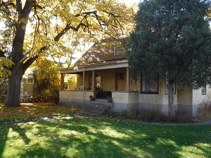 1605 S Higgins Ave #3