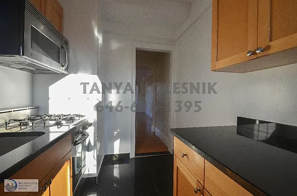 Rented by Metropolitan Property Group | media 10