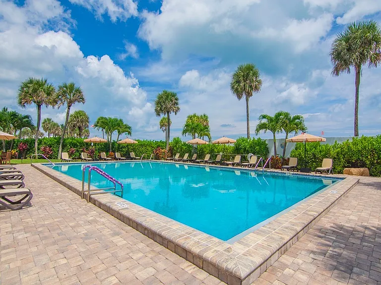 4141 Ocean Dr #401 — Photo 22