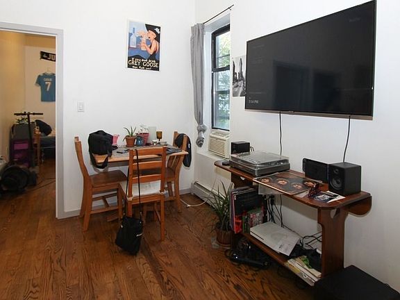 2nd image of 171 Hancock St #4F