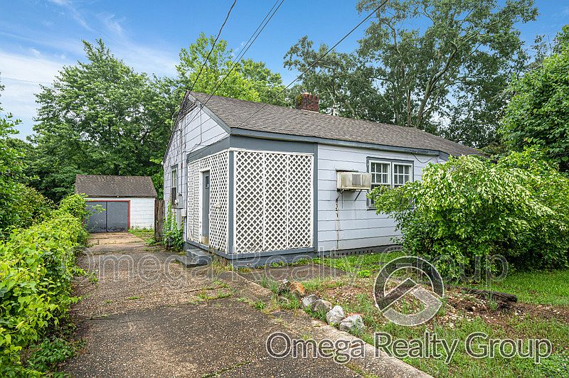 1st image of 309 Bradley Dr
