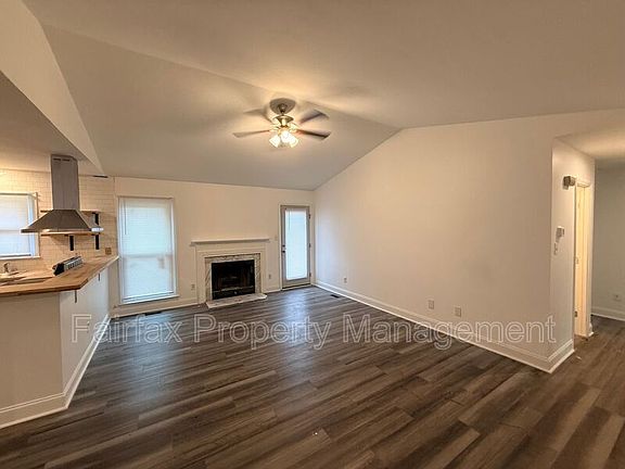 4th image of 400 Kelley Meadows Dr