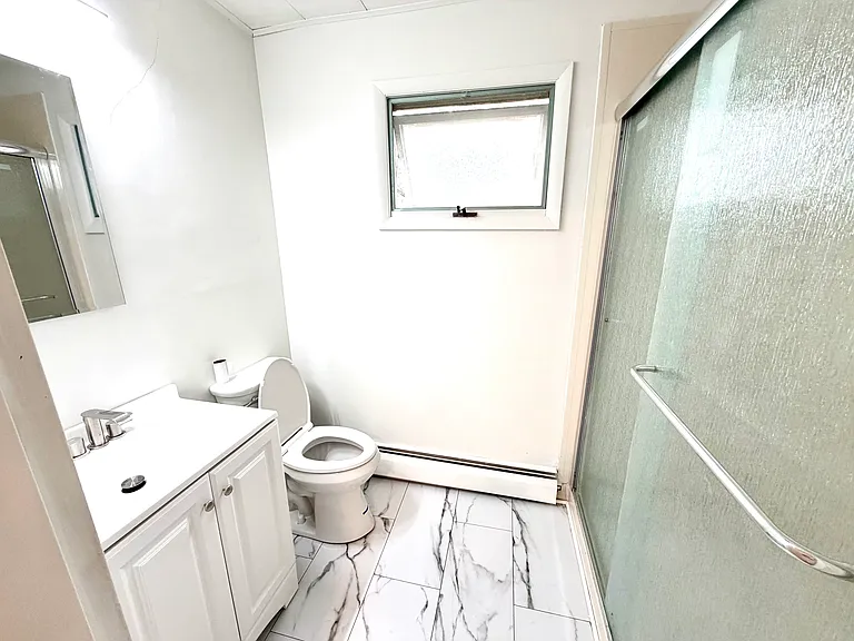 33 Campus Dr N — Photo 13