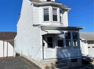 131 W Early Ave, Coaldale, PA 18218