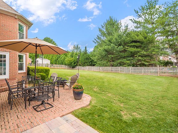 5th image of 10625 Eagles View Dr