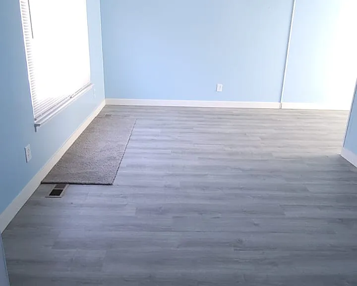 11484 Republic Ave — Photo 2