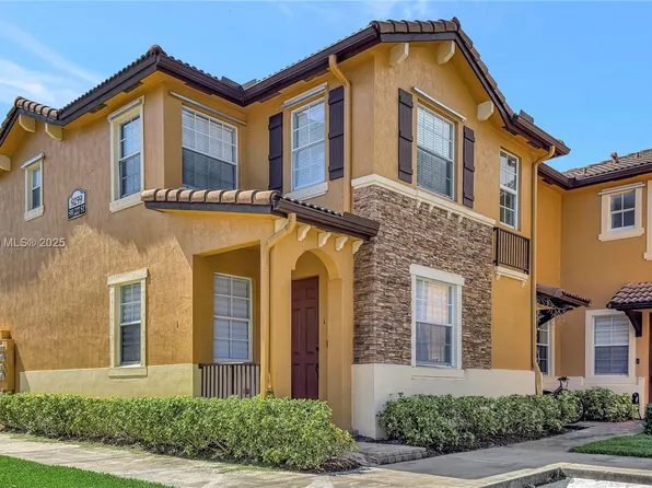 9259 SW 227th St Unit 1-25, Cutler Bay, FL 33190