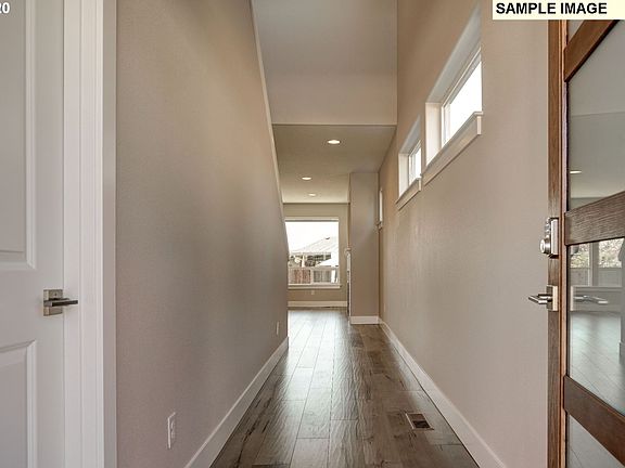 3rd image of SE Rosewood St
