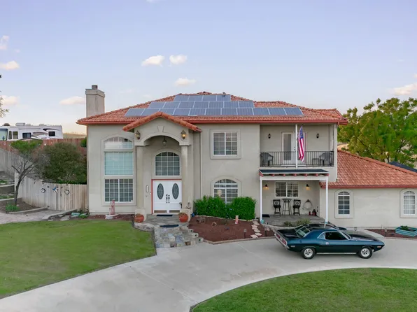 1110 E Fairhaven Court, Porterville, CA 93257