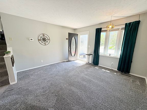 4th image of 2518 Lowman Dr