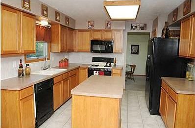 4th image of 5929 Groff Ct