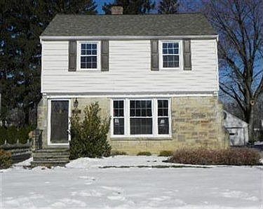1st image of 20868 Beachwood Dr