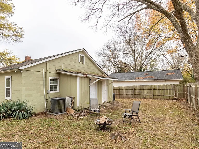 90 Martin Luther King Jr Dr — Photo 11