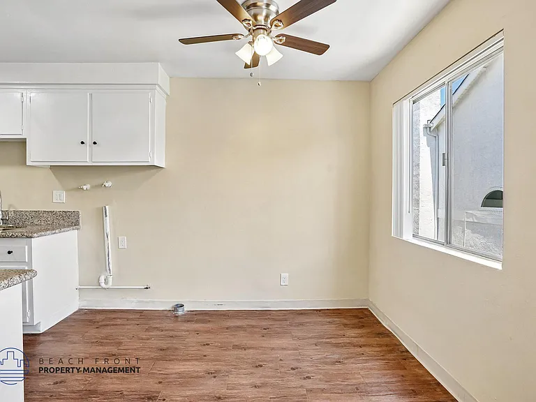 2521 Mathews Ave — Photo 16