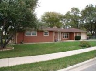 17431 Roy St, Lansing, IL 60438