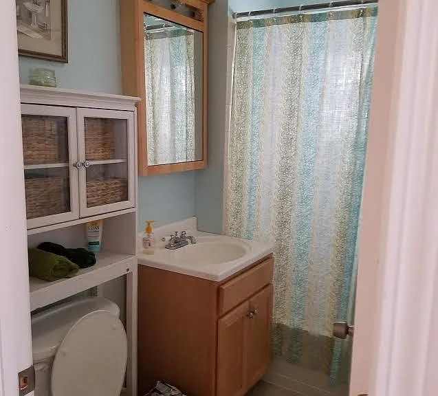 2045 W Fullerton Ave #2F — Photo 4