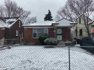 9408 Beaconsfield St, Detroit, MI 48224