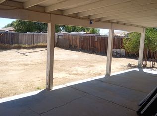 8500 Fernwood Ave, California City, CA 93505