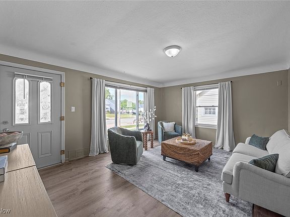 2nd image of 4439 Woodway Ave