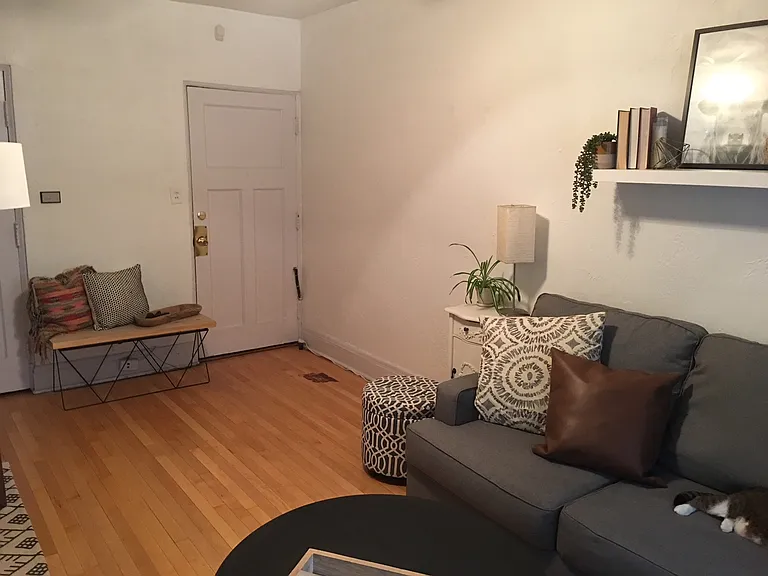 1020 Lyon — Photo 73