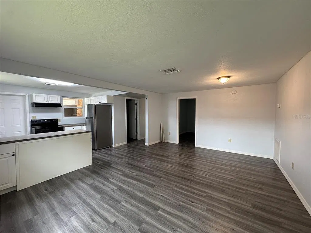 1 bed, 1.0 bath, 831 sqft, $1,100 — Photo 4