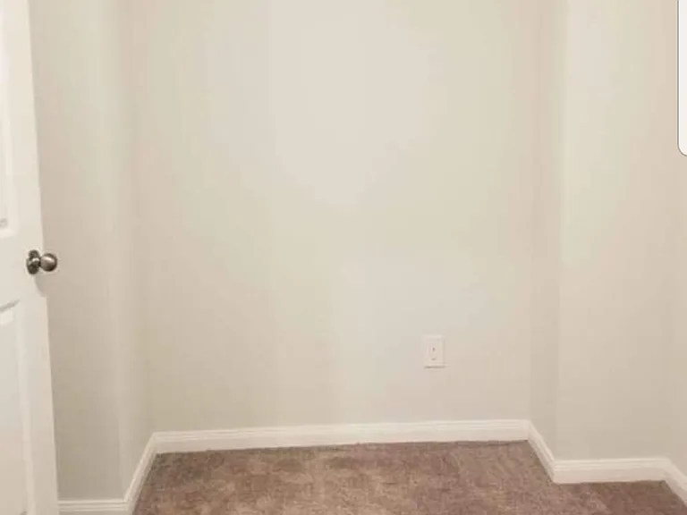 28608 Netawaka Ct — Photo 7