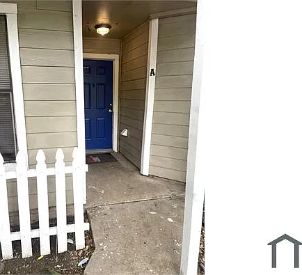 1902 W Loop #A — Photo 5