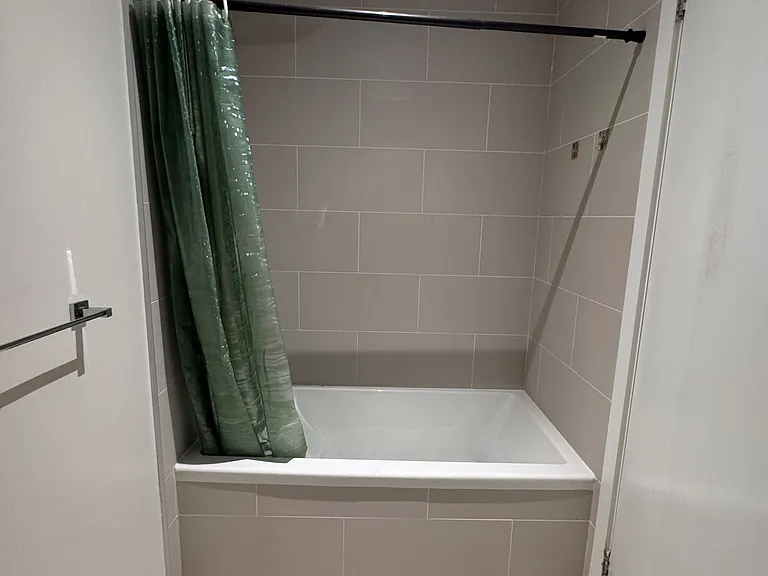 246 Logan Ave #303 — Photo 8