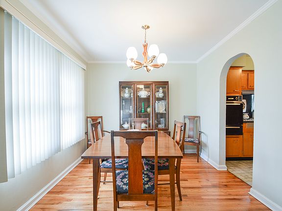 5th image of 8240 266th St