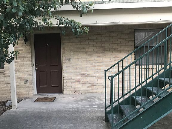5th image of 1445 N Walnut Ave APT A
