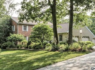 219 W View Dr, Elizabethtown, PA 17022