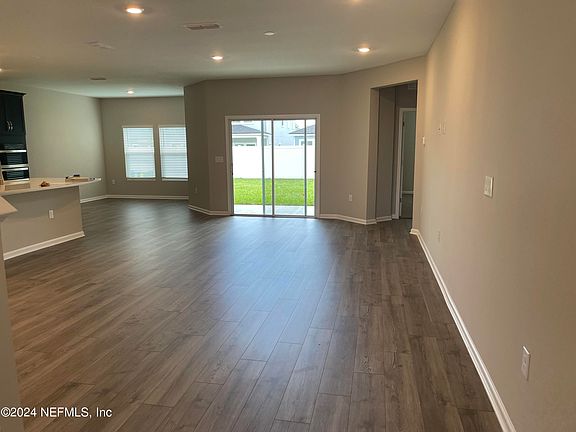 4th image of 554 CORDOVA PALMS Parkway