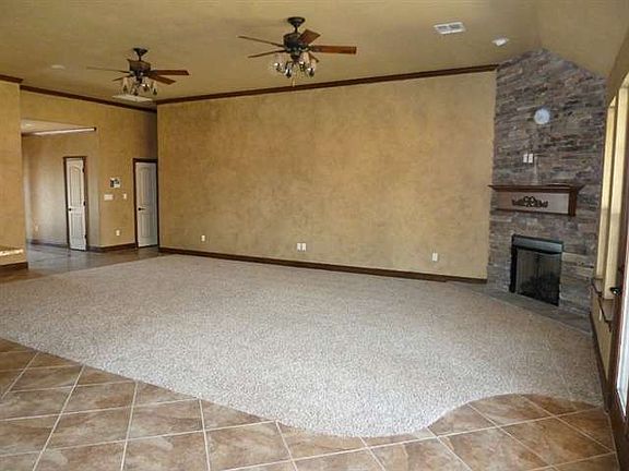 4th image of 3712 NE East Lake Dr