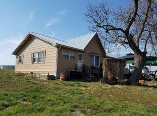 163 E 370th Rd, Dunnegan, MO 65640