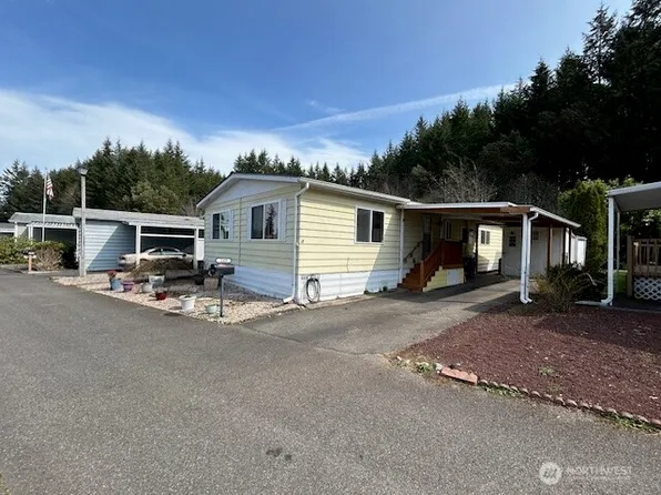 149 Sereno Circle Dr, Bremerton, WA 98312