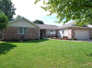 1220 Colorado Ave, Aurora, IL 60506