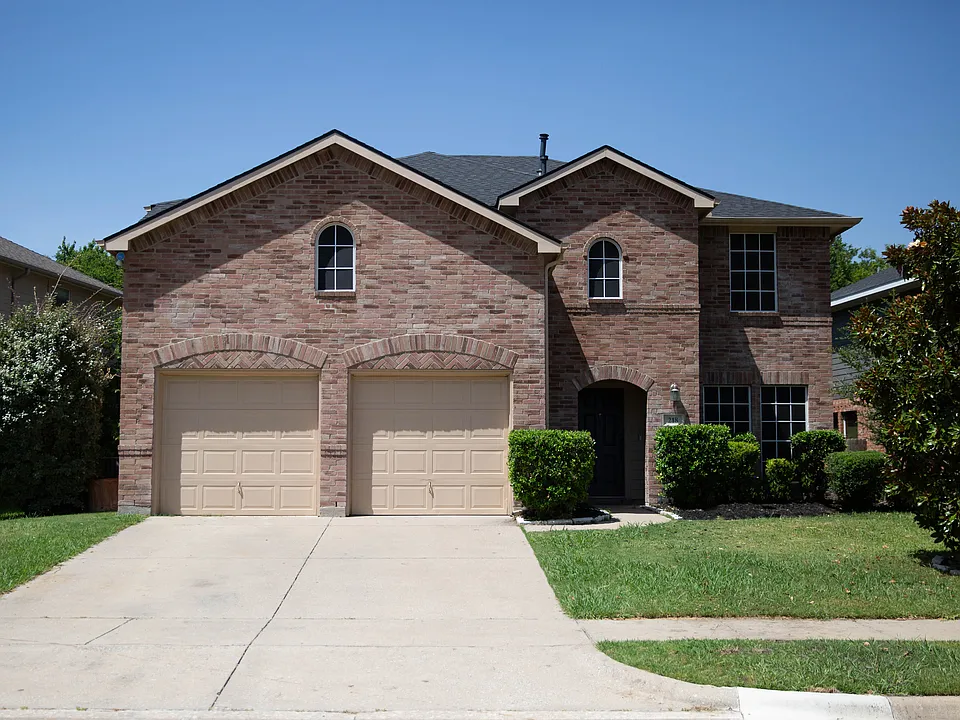 218 Mulberry Dr