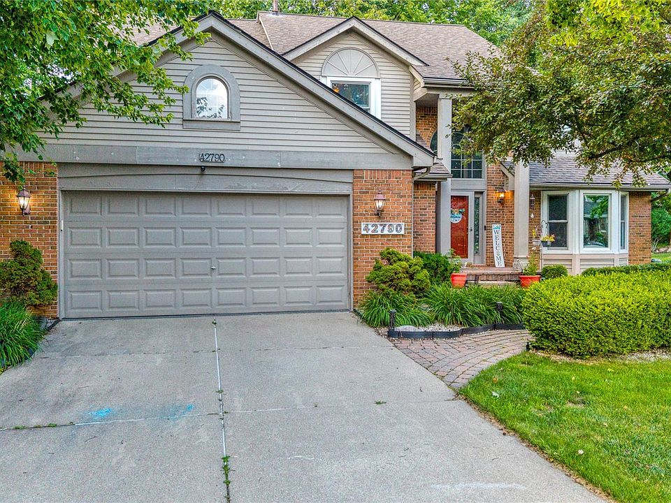 1st image of 42790 Ledgeview Dr