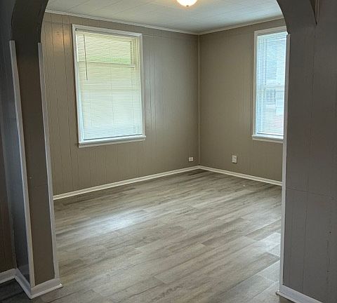 2nd image of 2815 Olive St