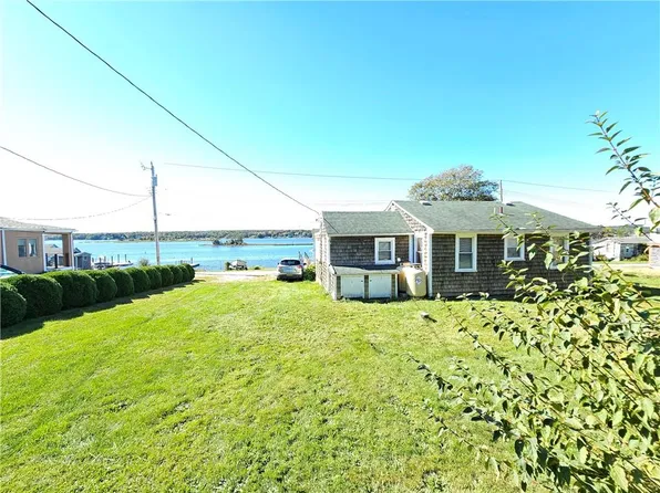 99 Sylvias Ln, Westport, MA 02790